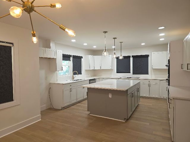 276 E Porters Bluff Rd, Clarksville, TN 37040
