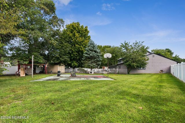 1 Killington Drive, Howell, NJ 07731