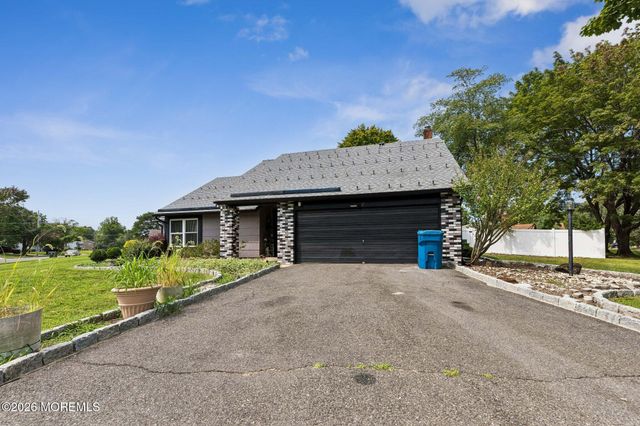 1 Killington Drive, Howell, NJ 07731
