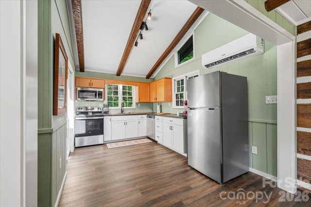 1878 Linville River Road, Nebo, NC 28761