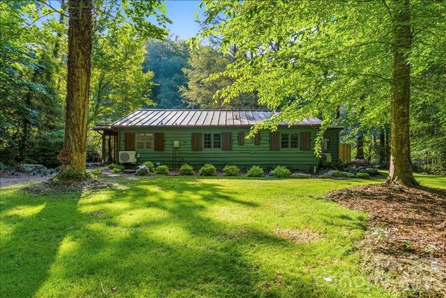 1878 Linville River Road, Nebo, NC 28761