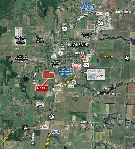 819 S Morrison Street, Pilot Point, TX 76258