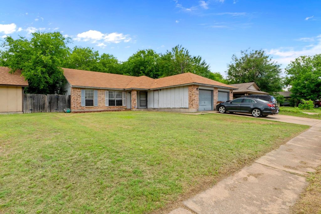 10706 Topperwein DR, Austin, TX 78758