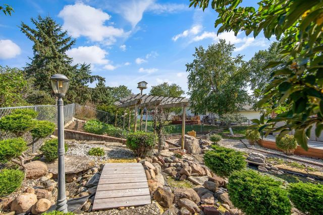 3697 152nd Street W, Rosemount, MN 55068