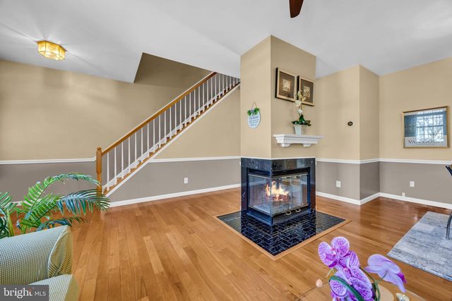 56 HADLEY DRIVE, Robbinsville, NJ 08691