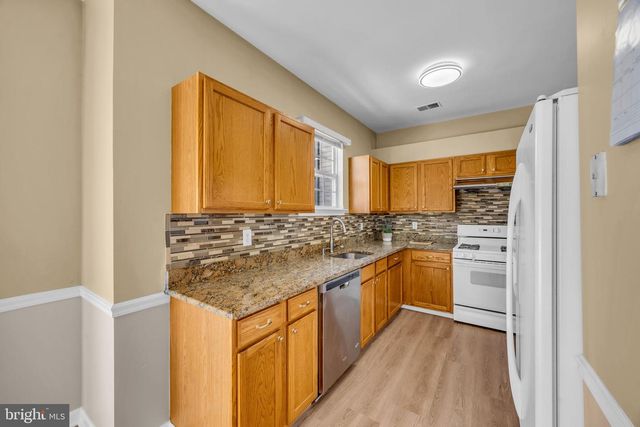 56 HADLEY DRIVE, Robbinsville, NJ 08691