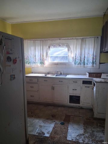 515 King Street, Logansport, IN 46947