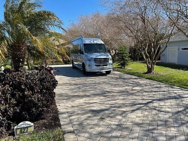 427 TRAVELERS DRIVE, Polk City, FL 33868