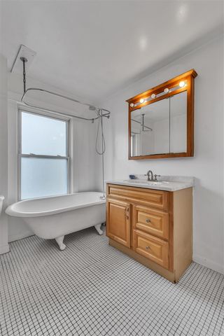 955 W Cross Street, Ypsilanti, MI 48197