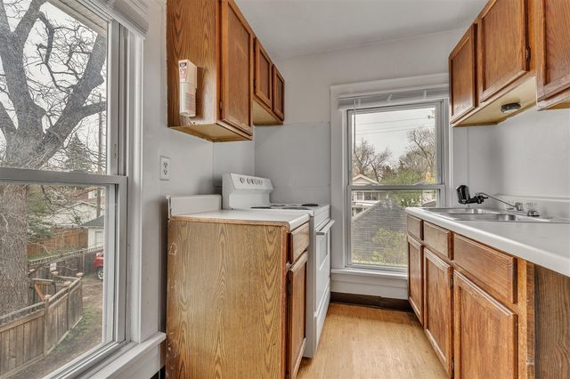 955 W Cross Street, Ypsilanti, MI 48197