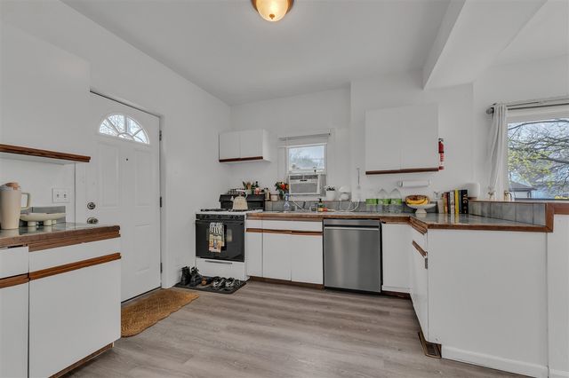 955 W Cross Street, Ypsilanti, MI 48197