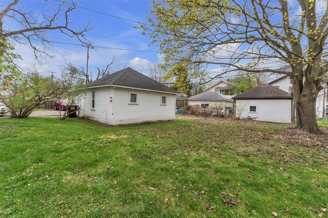955 W Cross Street, Ypsilanti, MI 48197
