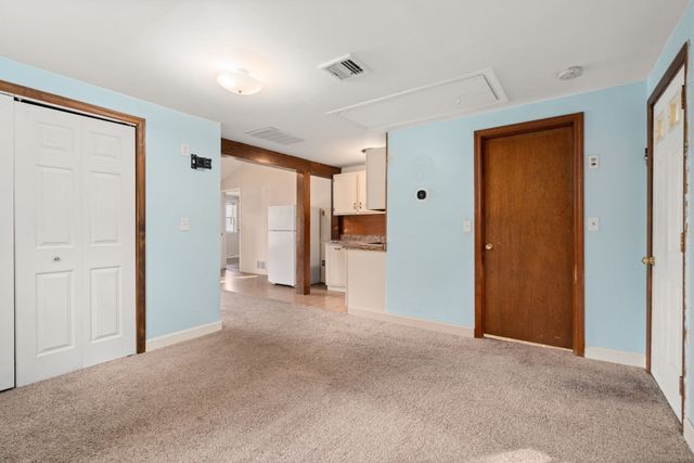 11 Munroe Dr, Plainville, MA 02762