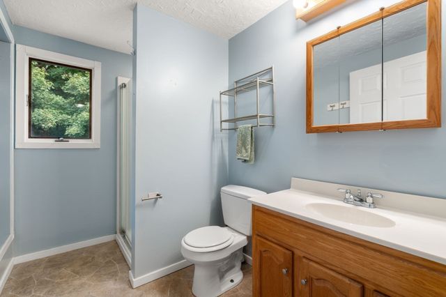 11 Munroe Dr, Plainville, MA 02762