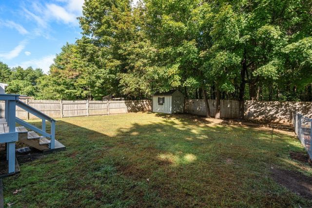 11 Munroe Dr, Plainville, MA 02762