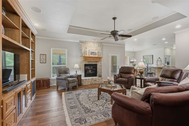132 Birdie Drive, Lipan, TX 76462