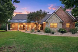 132 Birdie Drive, Lipan, TX 76462