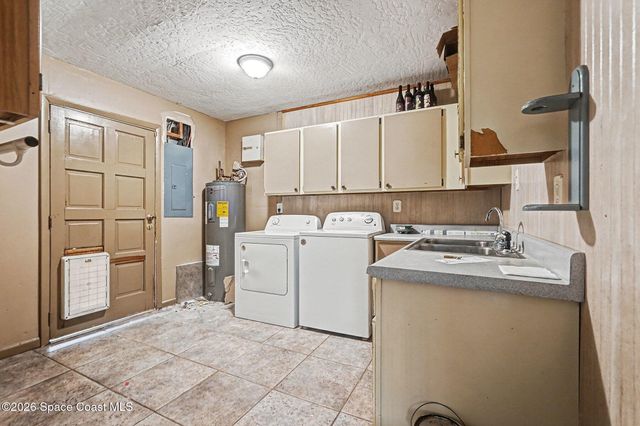 1925 Atz Road, Malabar, FL 32950