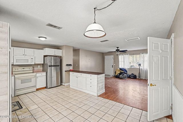 1925 Atz Road, Malabar, FL 32950