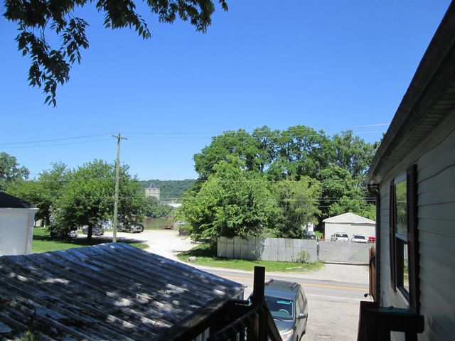 427 River Road, Bromley, KY 41016