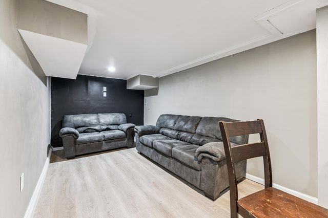 1105 25th Avenue N, Minneapolis, MN 55411