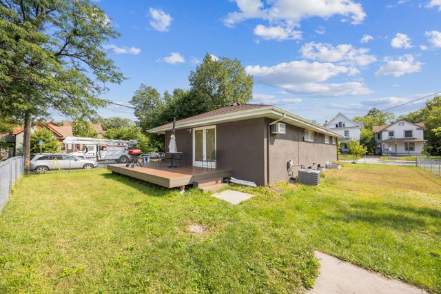 1105 25th Avenue N, Minneapolis, MN 55411