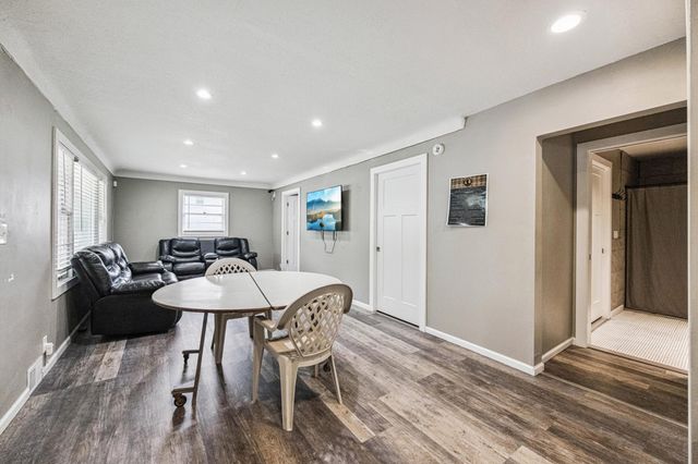 1105 25th Avenue N, Minneapolis, MN 55411