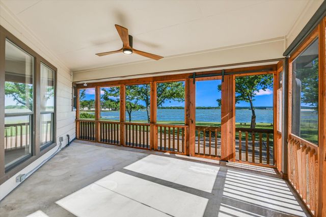 106 Agarita DR, Burnet, TX 78611