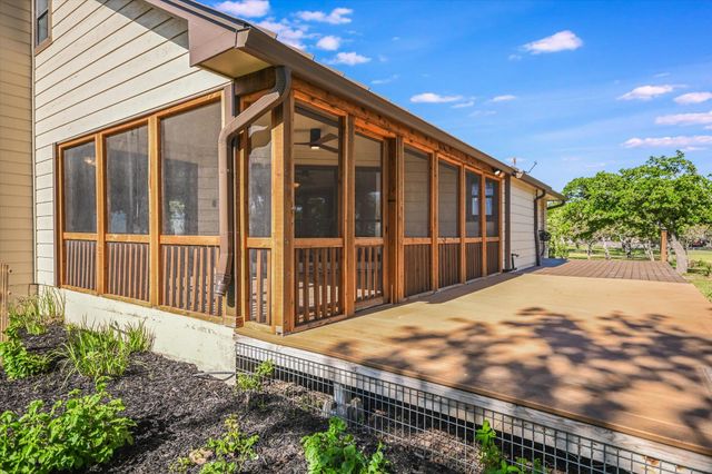 106 Agarita DR, Burnet, TX 78611