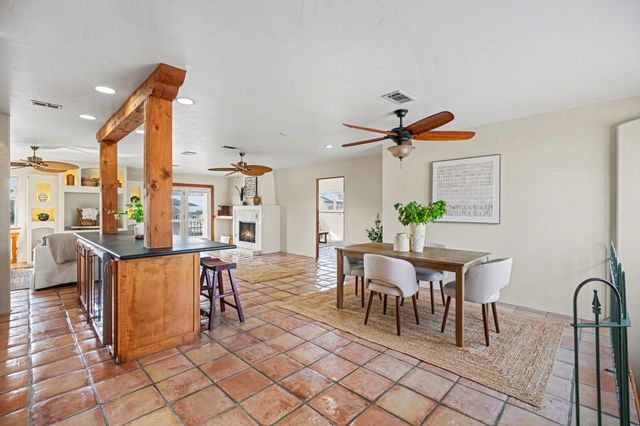 557 Pompano Street, Bayou Vista, TX 77563