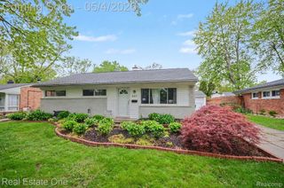 247 Kenyon Drive, Troy, MI 48083