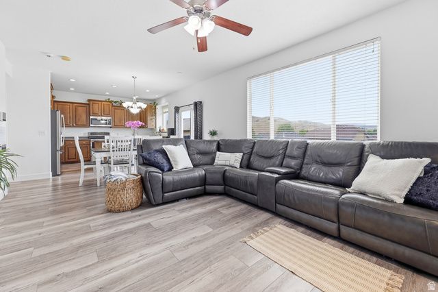 2947 E LOOKOUT DR, Eagle Mountain, UT 84005