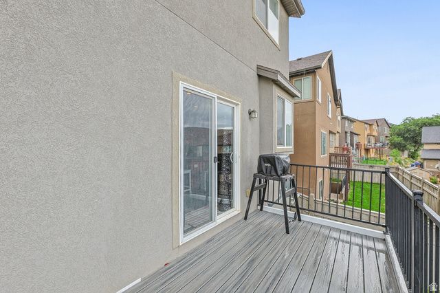 2947 E LOOKOUT DR, Eagle Mountain, UT 84005