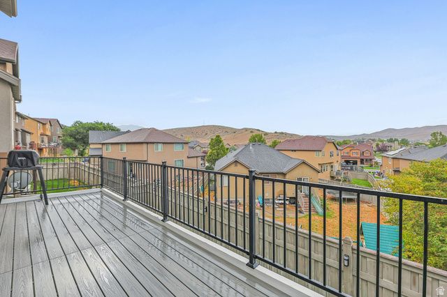 2947 E LOOKOUT DR, Eagle Mountain, UT 84005