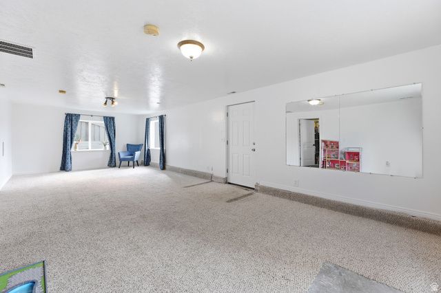 2947 E LOOKOUT DR, Eagle Mountain, UT 84005