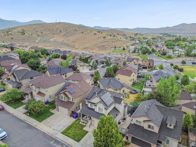 2947 E LOOKOUT DR, Eagle Mountain, UT 84005