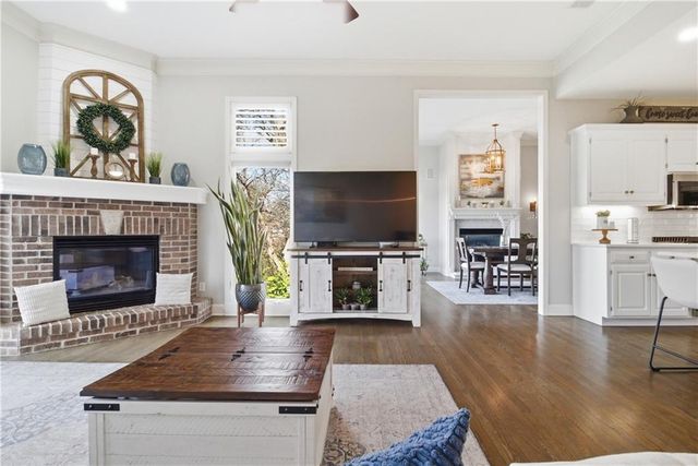 26458 W 109TH Terrace, Olathe, KS 66061