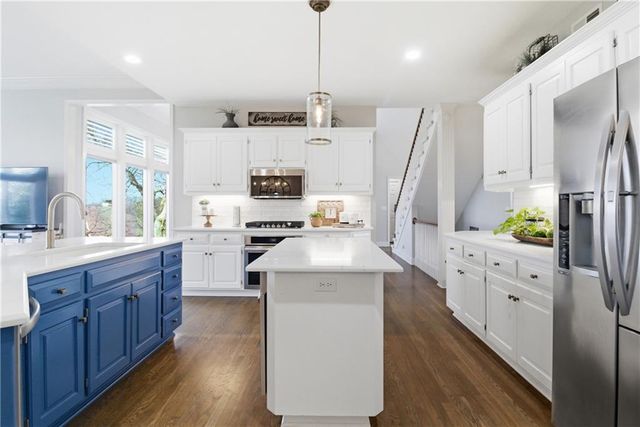 26458 W 109TH Terrace, Olathe, KS 66061