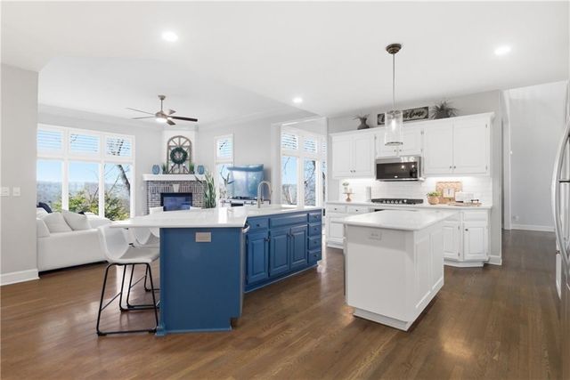 26458 W 109TH Terrace, Olathe, KS 66061