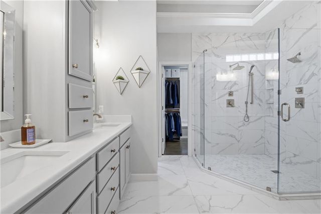 26458 W 109TH Terrace, Olathe, KS 66061