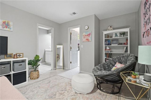 26458 W 109TH Terrace, Olathe, KS 66061