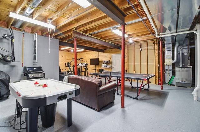 26458 W 109TH Terrace, Olathe, KS 66061