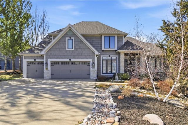 26458 W 109TH Terrace, Olathe, KS 66061