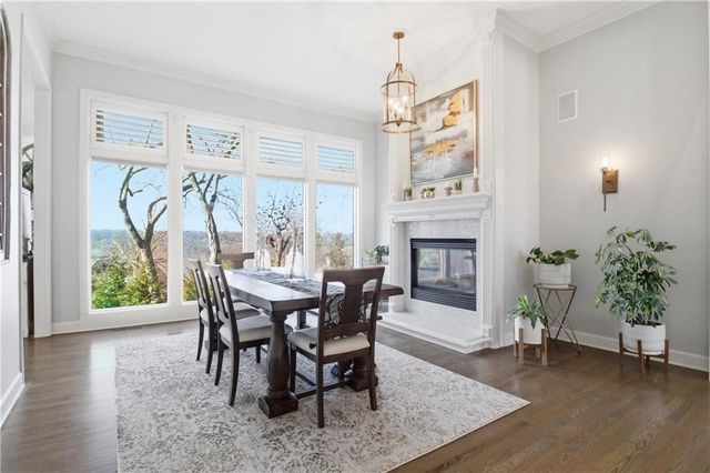 26458 W 109TH Terrace, Olathe, KS 66061