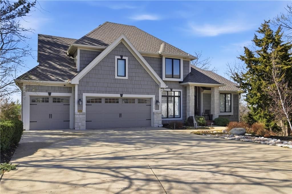 26458 W 109TH Terrace, Olathe, KS 66061