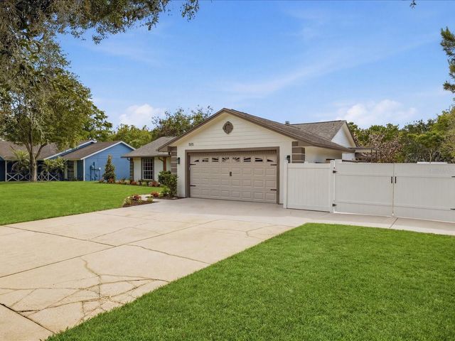 505 LAKE CHARM DRIVE, Oviedo, FL 32765