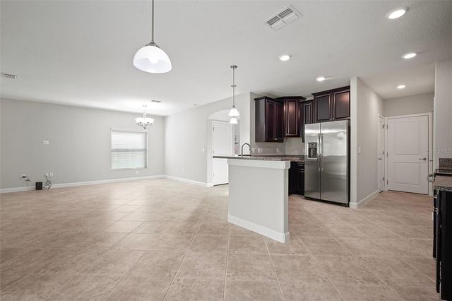 1653 LUDINGTON AVENUE, Wesley Chapel, FL 33543