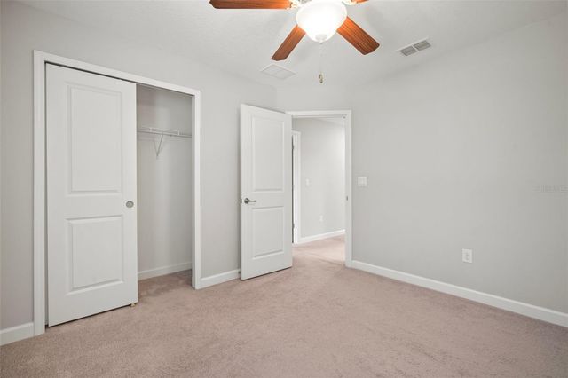 1653 LUDINGTON AVENUE, Wesley Chapel, FL 33543