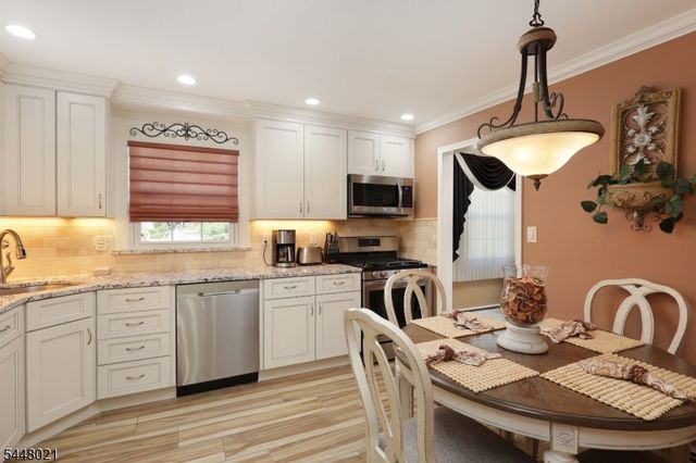 118 Liberty St, Clark Twp., NJ 07066