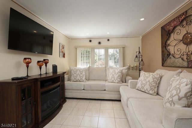 118 Liberty St, Clark Twp., NJ 07066